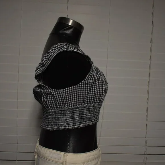 Black & White Gingham Crop Top - Picture 3 of 4
